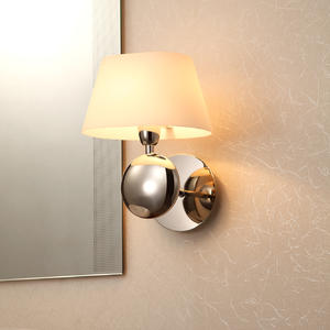 wall lamp