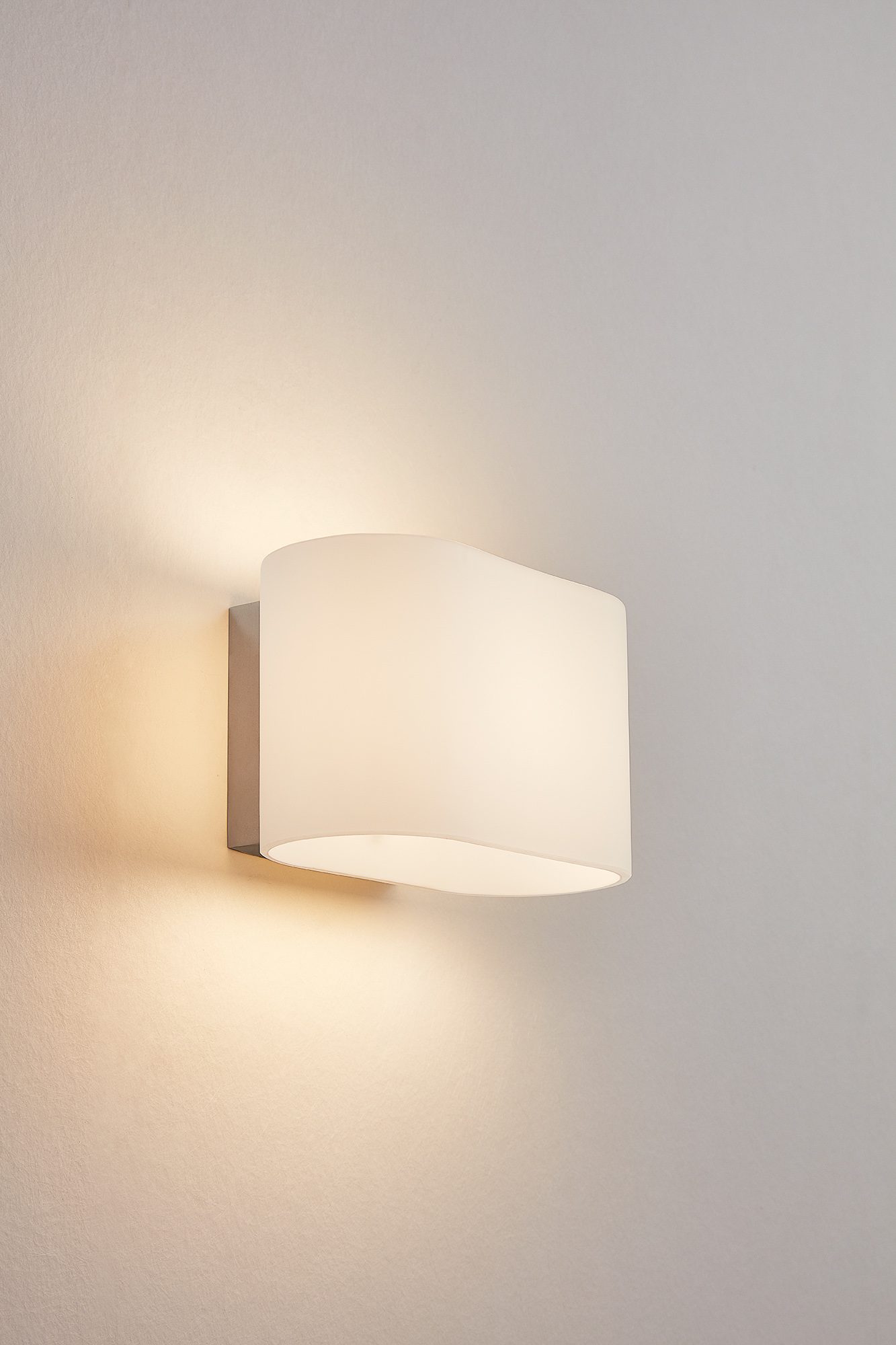 Ice 1828 | Wall Lamp