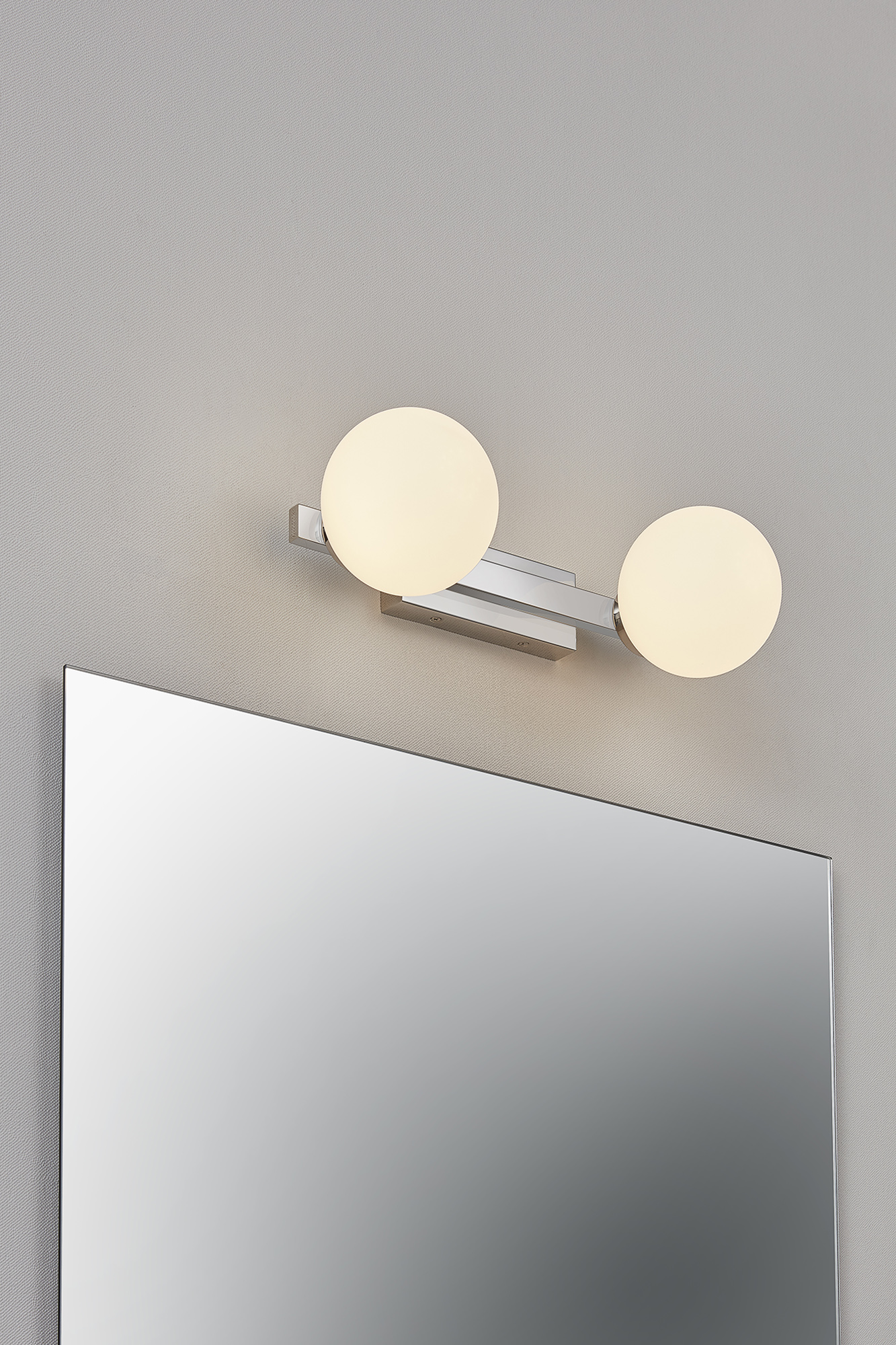 Pearl 1811 | Wall Lamp