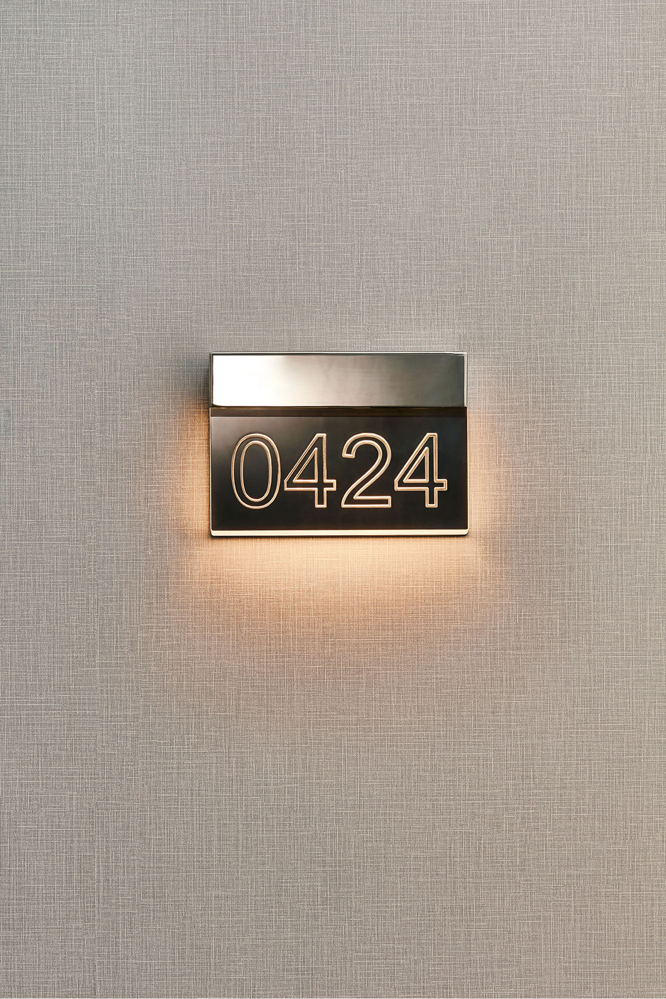 Homing 1853 | Doorplate Lamp