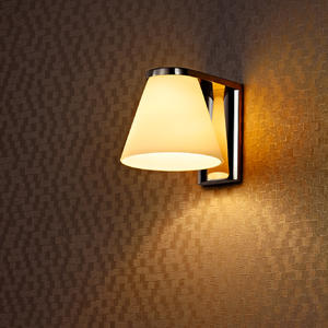 wall lamp