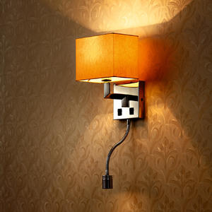 wall lamp