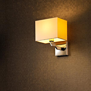 wall lamp