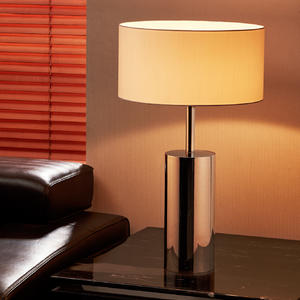 Solid 4698 | Table Lamp